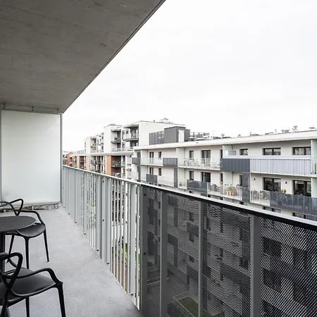 アパート Rentplanet - Nowa Manufaktura ヴロツワフ