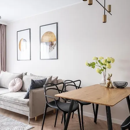 Rentplanet - Nowa Manufaktura * ヴロツワフ