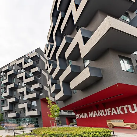 Rentplanet - Nowa Manufaktura アパート *