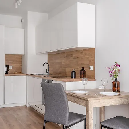 Rentplanet - Nowa Manufaktura * ヴロツワフ